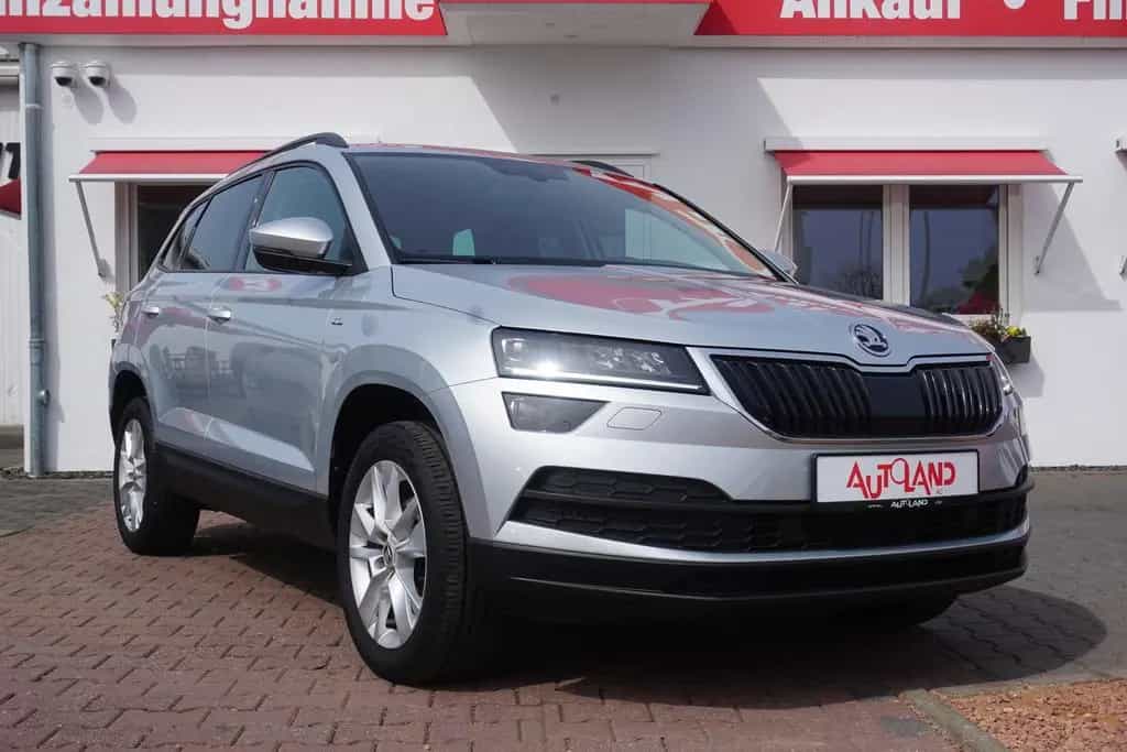 Skoda Karoq 1.5 TSI Drive 125 DSG LED Kamera AHK 04/2021-photo-5
