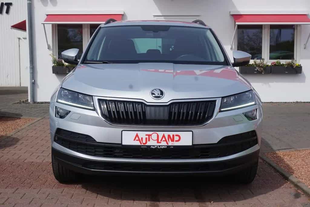 Skoda Karoq 1.5 TSI Drive 125 DSG LED Kamera AHK 04/2021-photo-6