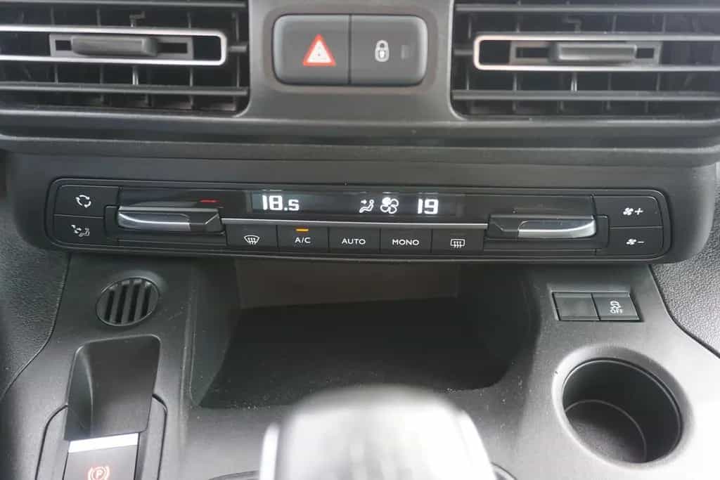 Citroën Berlingo 1.2 12V Pure Tech Navi Android Apple 08/2019-photo-15
