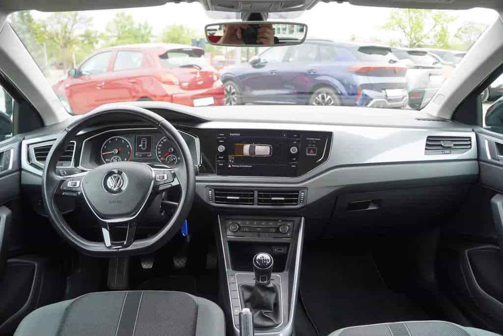 Volkswagen Polo 1.0 TSI Highline LED NAVI AAC SHZ TEMPOMAT 04/2018-photo-11