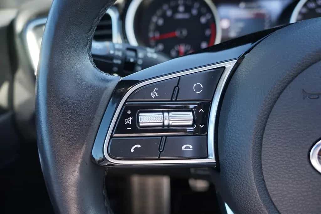 Kia Ceed 1.4 T-GDI Platinum LED Tempomat Navi AHK DA 06/2018-photo-14