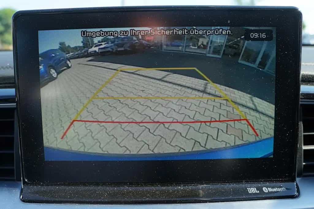 Kia Ceed 1.4 T-GDI Platinum LED Tempomat Navi AHK DA 06/2018-photo-20