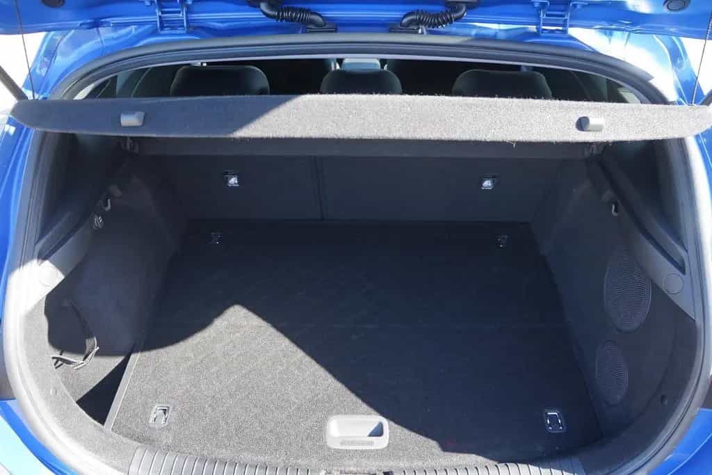 Kia Ceed 1.4 T-GDI Platinum LED Tempomat Navi AHK DA 06/2018-photo-7
