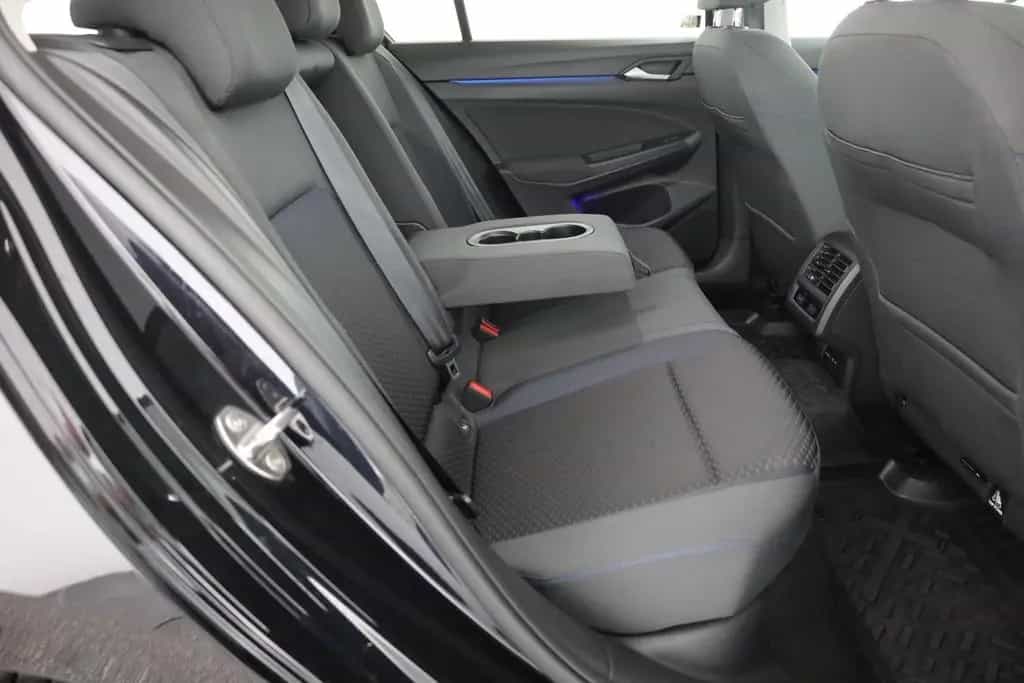 Volkswagen Golf VIII 1.0 United LED Navi Android Apple DAB 03/2021-photo-24