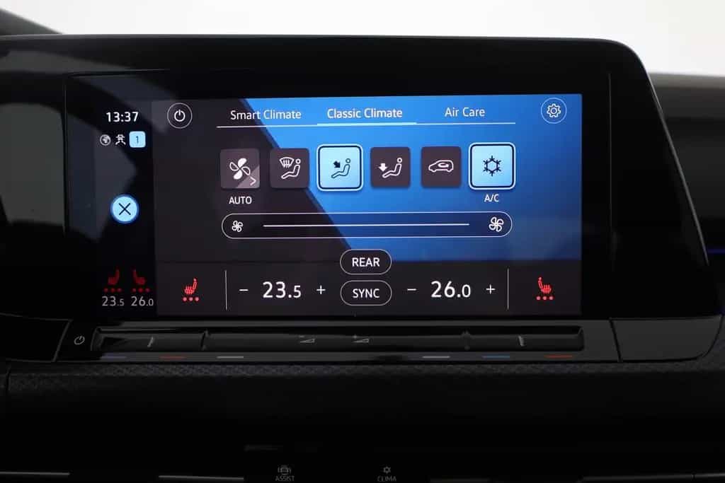 Volkswagen Golf VIII 1.0 United LED Navi Android Apple DAB 03/2021-photo-28