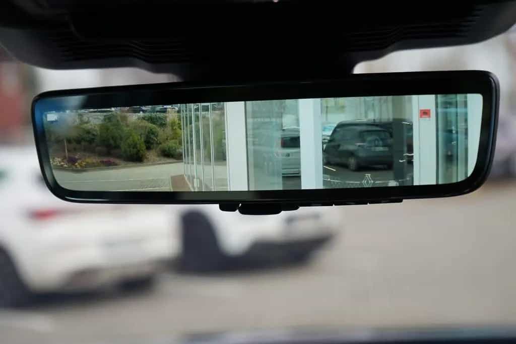 Land Rover Discovery Sport 2.0 Urban Edition 4x4 LED ACC 06/2022-photo-17