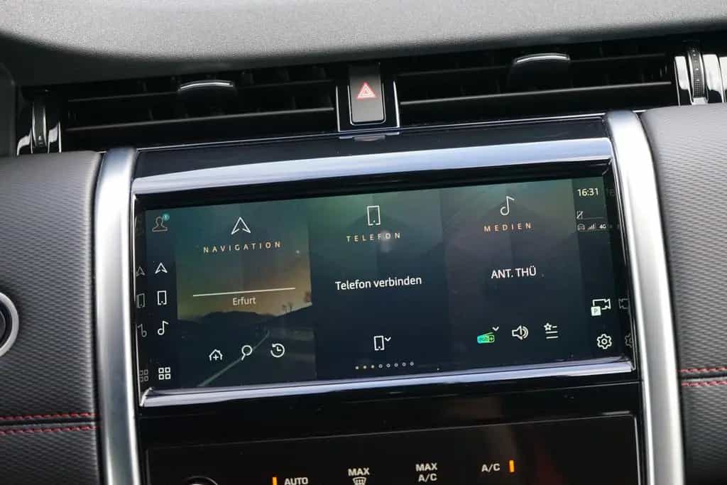 Land Rover Discovery Sport 2.0 Urban Edition 4x4 LED ACC 06/2022-photo-18