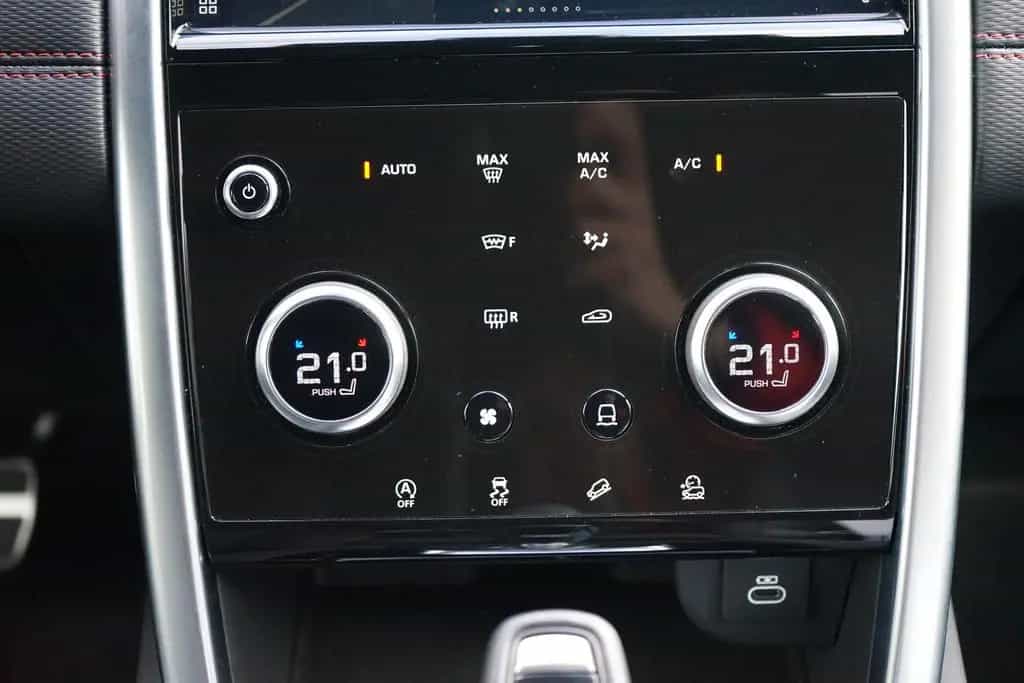 Land Rover Discovery Sport 2.0 Urban Edition 4x4 LED ACC 06/2022-photo-19