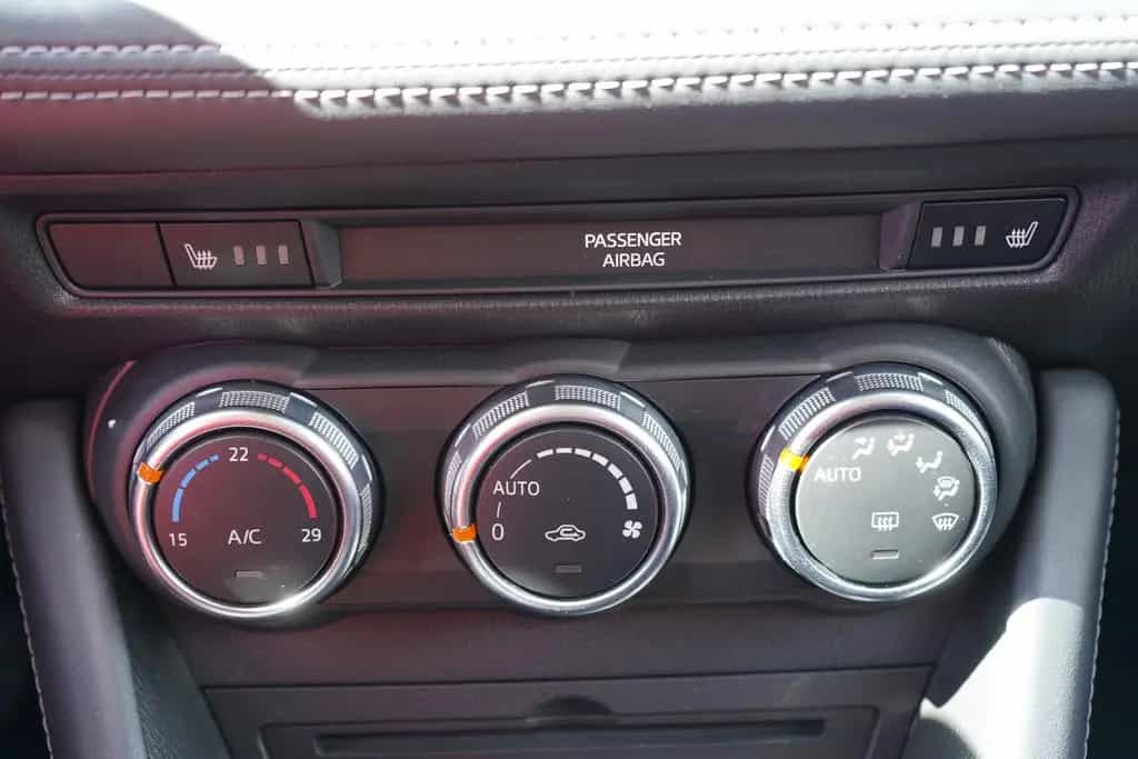 Mazda CX-3 2.0 Sports-Line AAC LED NAVI SHZ KAMERA 02/2019-photo-18