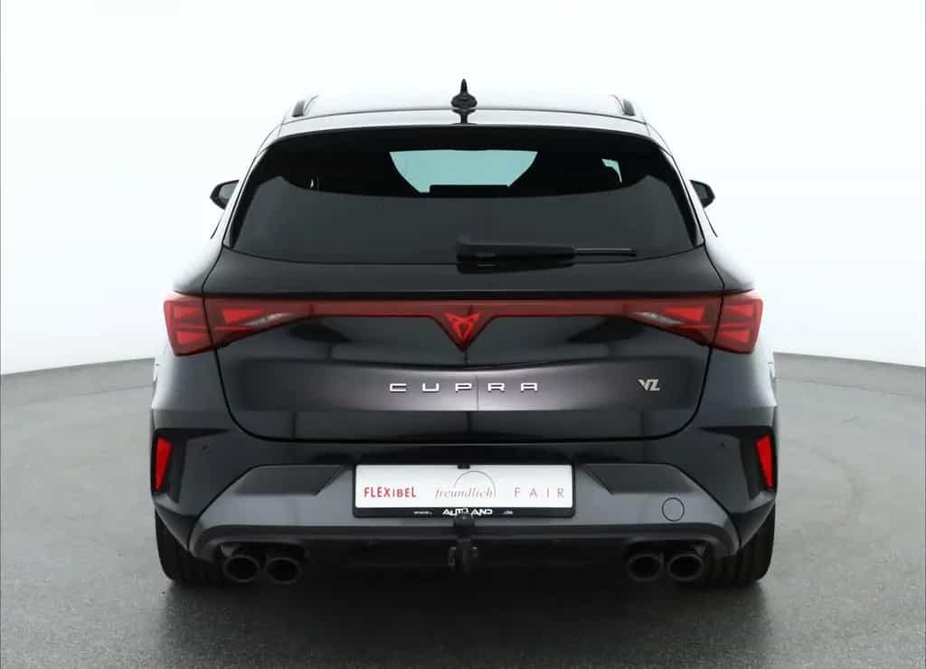 Cupra Leon ST VZ 2.0 TSI 4Drive DSG Matrix ACC AHK Kam 07/2025-photo-3