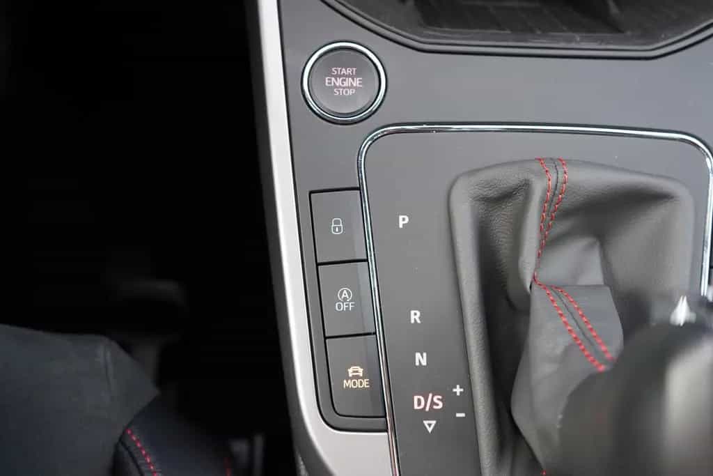 Seat Arona 1.0 TSI FR LED Navi Beats Sitzheizung USB 09/2021-photo-19