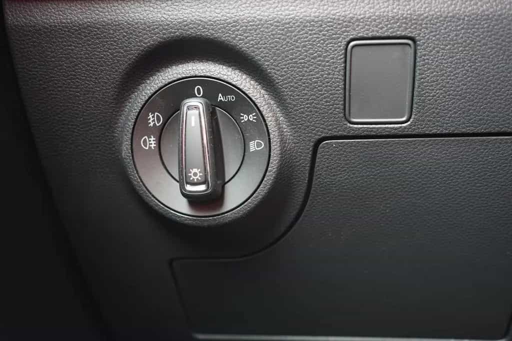 Seat Arona 1.0 TSI FR LED Navi Beats Sitzheizung USB 09/2021-photo-27