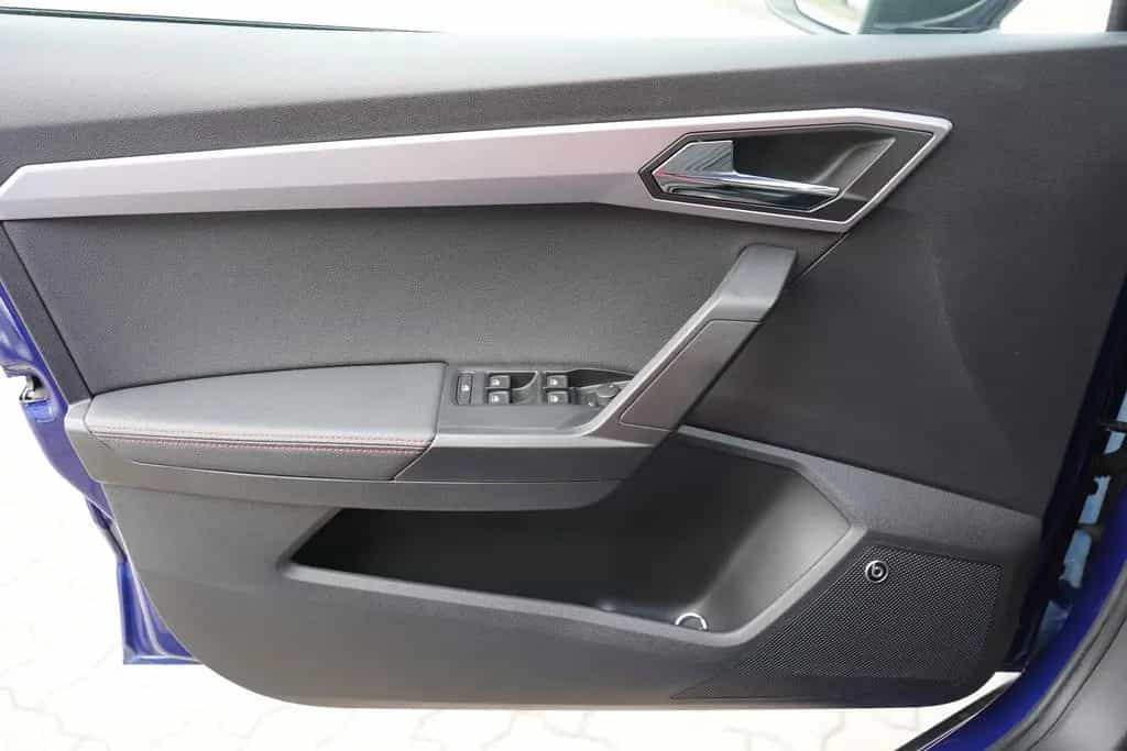 Seat Arona 1.0 TSI FR LED Navi Beats Sitzheizung USB 09/2021-photo-28