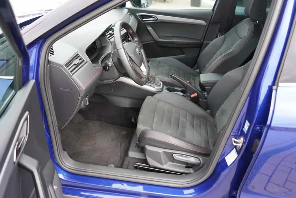 Seat Arona 1.0 TSI FR LED Navi Beats Sitzheizung USB 09/2021-photo-30