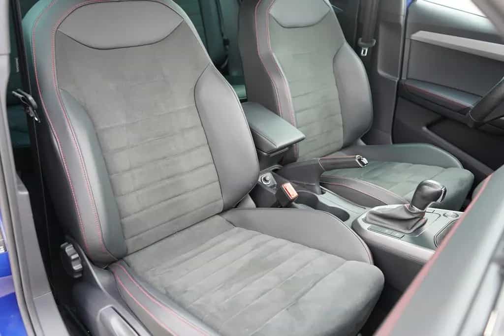 Seat Arona 1.0 TSI FR LED Navi Beats Sitzheizung USB 09/2021-photo-33