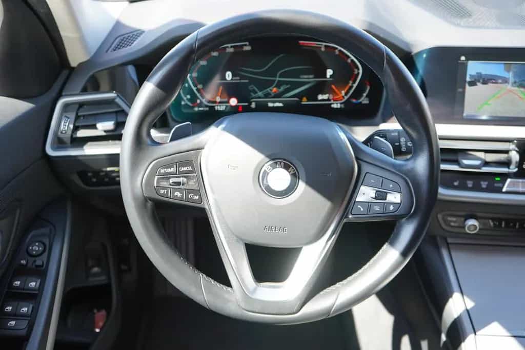 BMW 318 i LED Navi ACC Digitales Cockpit Kamera USB 07/2022-photo-23