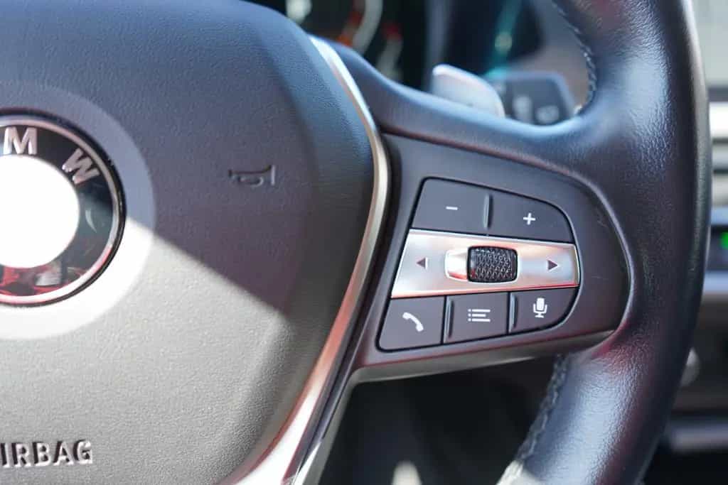 BMW 318 i LED Navi ACC Digitales Cockpit Kamera USB 07/2022-photo-26