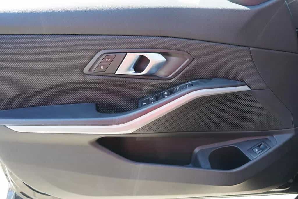 BMW 318 i LED Navi ACC Digitales Cockpit Kamera USB 07/2022-photo-30