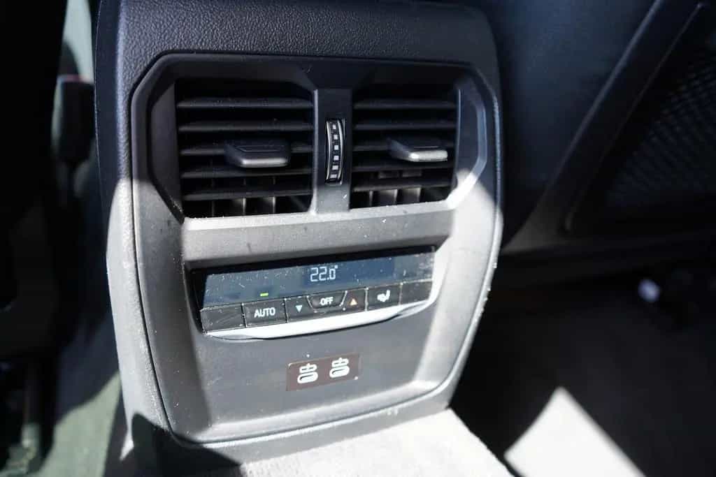 BMW 318 i LED Navi ACC Digitales Cockpit Kamera USB 07/2022-photo-40