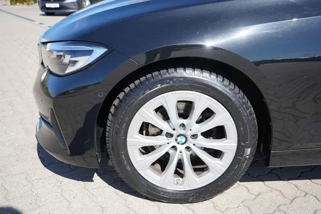 BMW 318 i LED Navi ACC Digitales Cockpit Kamera USB 07/2022-photo-41