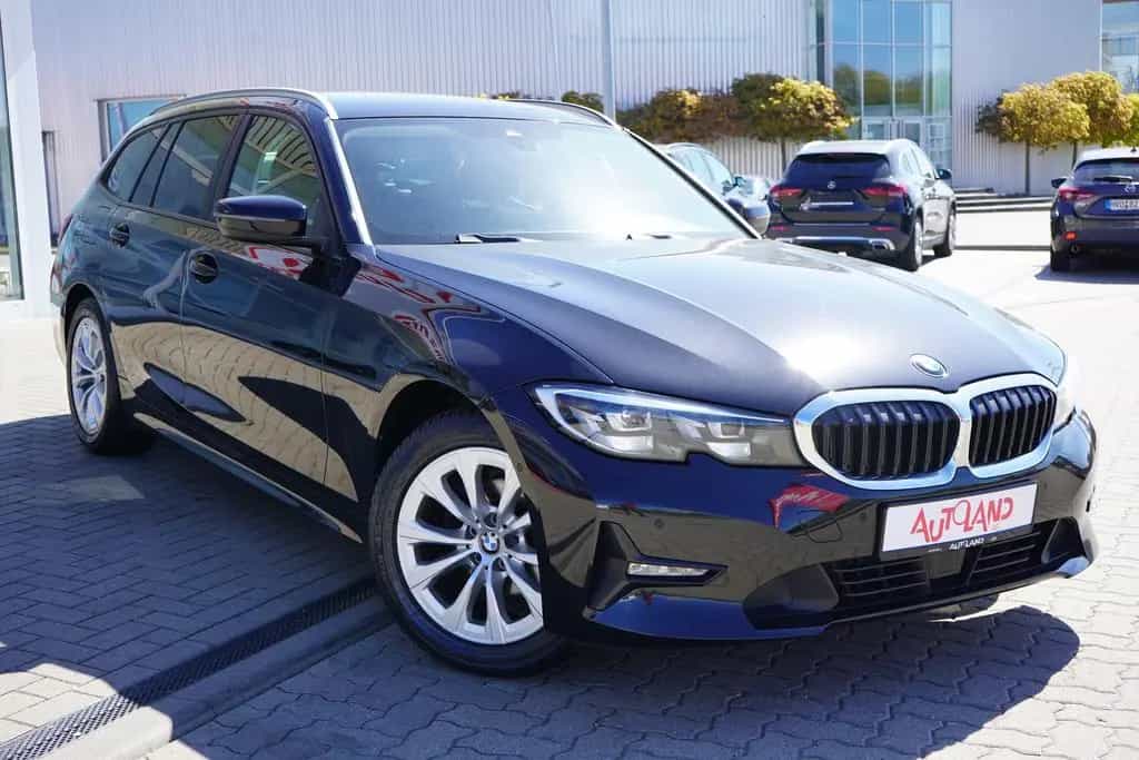 BMW 318 i LED Navi ACC Digitales Cockpit Kamera USB 07/2022-photo-5