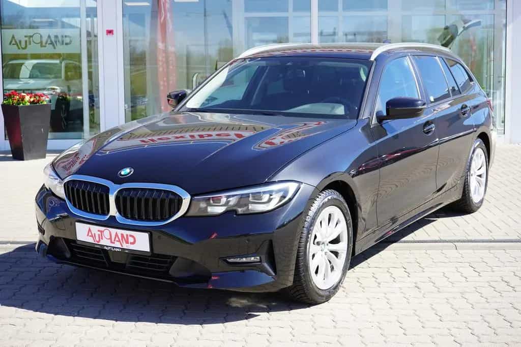 BMW 318 i LED Navi ACC Digitales Cockpit Kamera USB 07/2022-photo-7