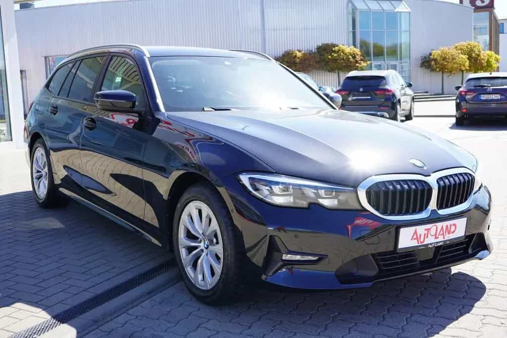 BMW 318 i LED Navi ACC Digitales Cockpit Kamera USB 07/2022-photo-8