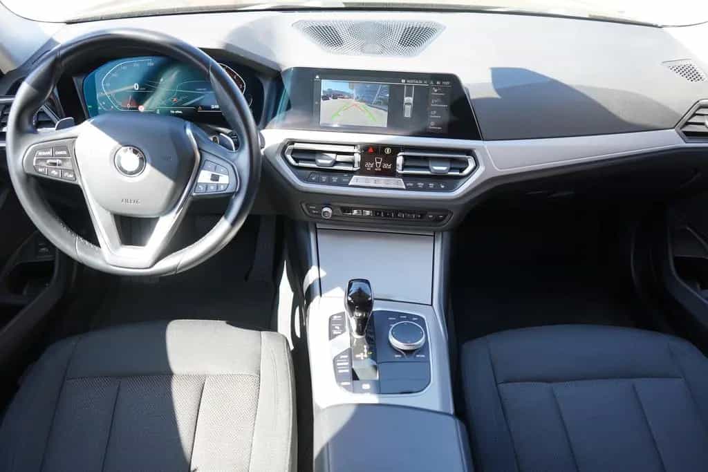 BMW 318 i LED Navi ACC Digitales Cockpit Kamera USB 07/2022-photo-9