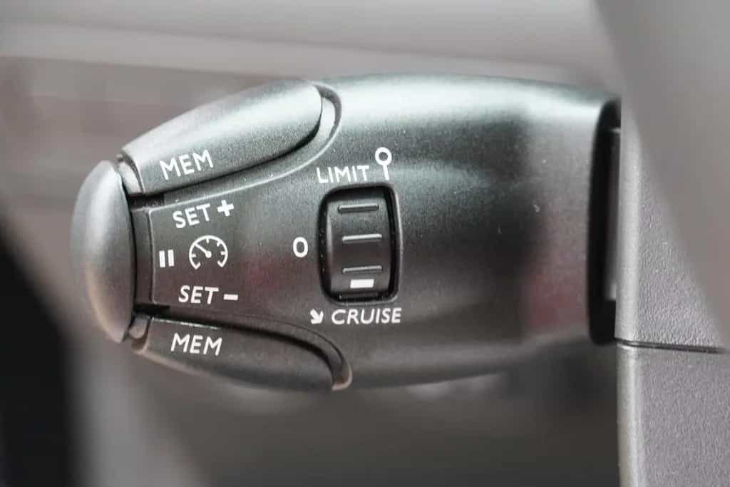 Citroën C3 Aircross 1.2 LED Klimaaut. Navi PDC Panorama 06/2020-photo-11