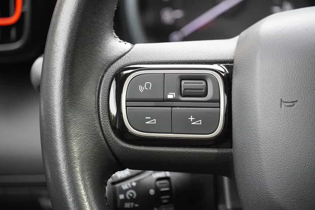Citroën C3 Aircross 1.2 LED Klimaaut. Navi PDC Panorama 06/2020-photo-19