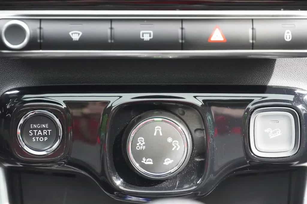 Citroën C3 Aircross 1.2 LED Klimaaut. Navi PDC Panorama 06/2020-photo-21