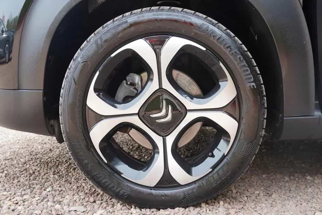 Citroën C3 Aircross 1.2 LED Klimaaut. Navi PDC Panorama 06/2020-photo-8