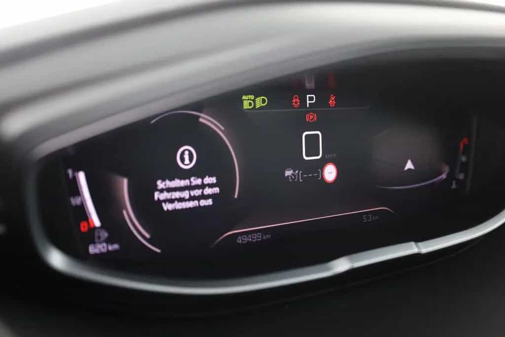 Peugeot 2008 PureTech 130 Aut. LED Tempomat AppleAndroid 09/2025-photo-46