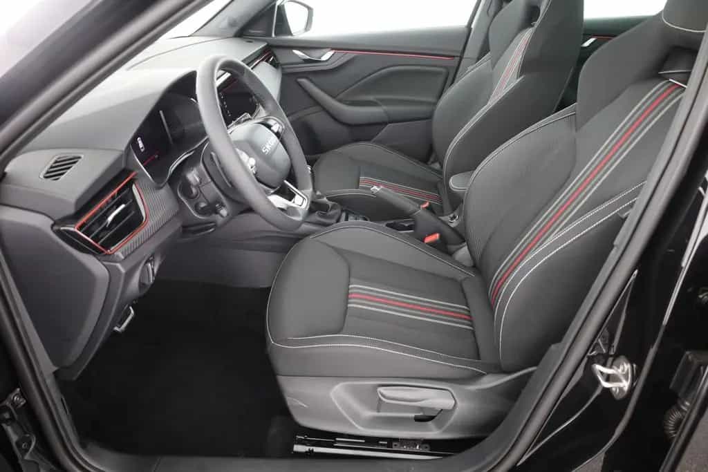 Skoda Kamiq Monte Carlo 1.5 TSI DSG Matrix Pano Kamera 03/2026-photo-22