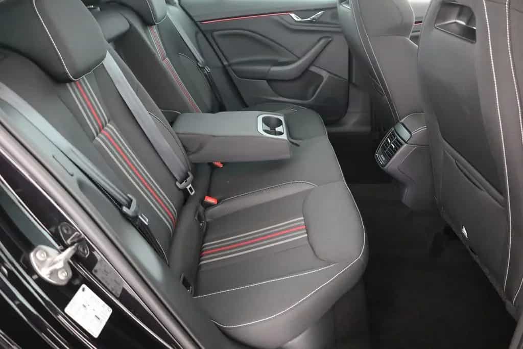 Skoda Kamiq Monte Carlo 1.5 TSI DSG Matrix Pano Kamera 03/2026-photo-24