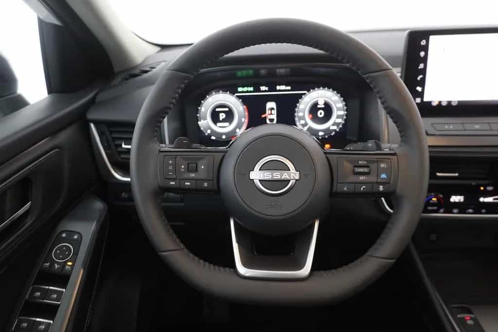 Nissan Qashqai N-Connecta 1.3 Dig-T Aut. LED ACC Navi P 03/2026-photo-13