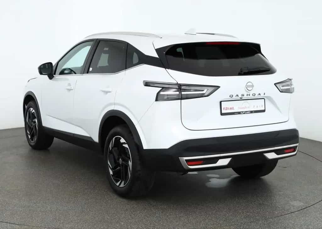 Nissan Qashqai N-Connecta 1.3 Dig-T Aut. LED ACC Navi P 03/2026-photo-2