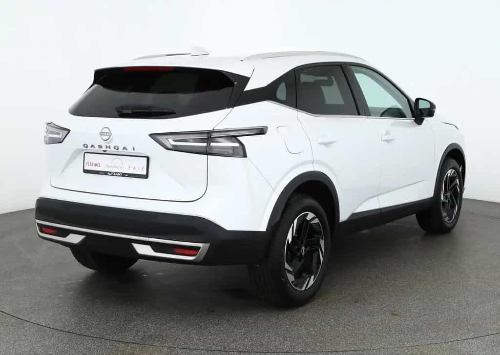 Nissan Qashqai N-Connecta 1.3 Dig-T Aut. LED ACC Navi P 03/2026-photo-4