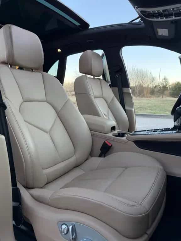 Porsche Macan S 10/2021-photo-13