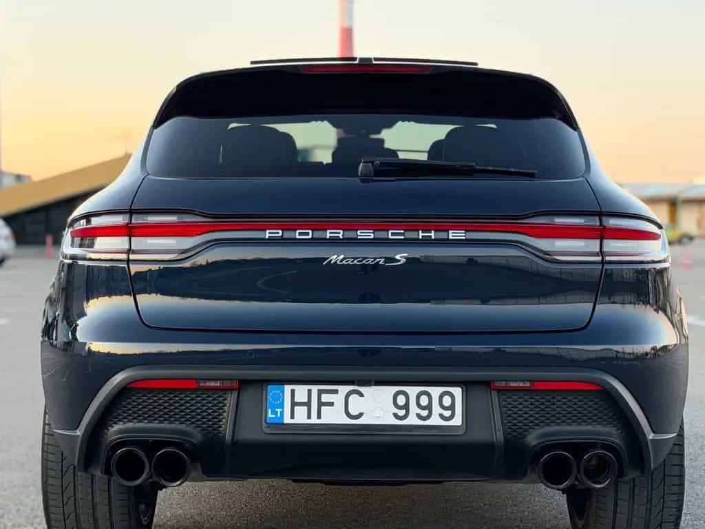 Porsche Macan S 10/2021-photo-4
