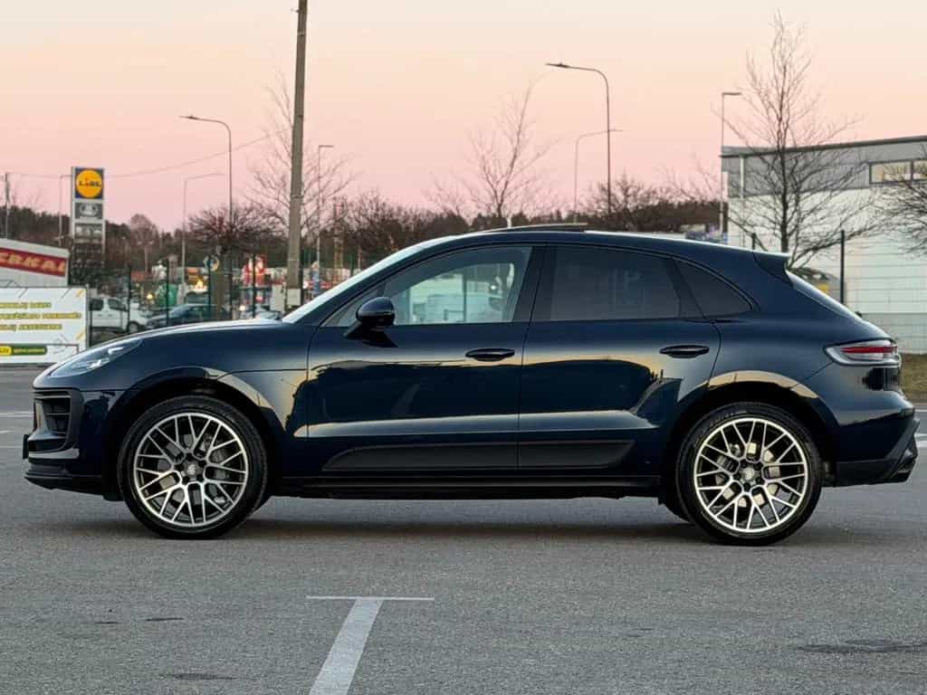 Porsche Macan S 10/2021-photo-5