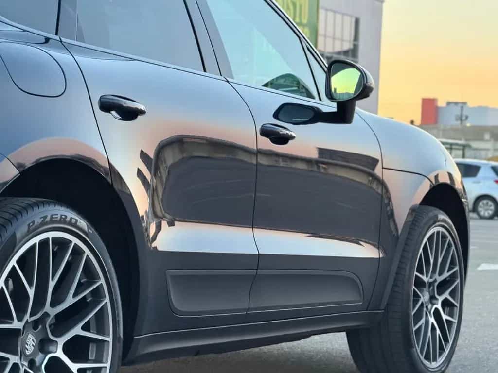Porsche Macan S 10/2021-photo-8