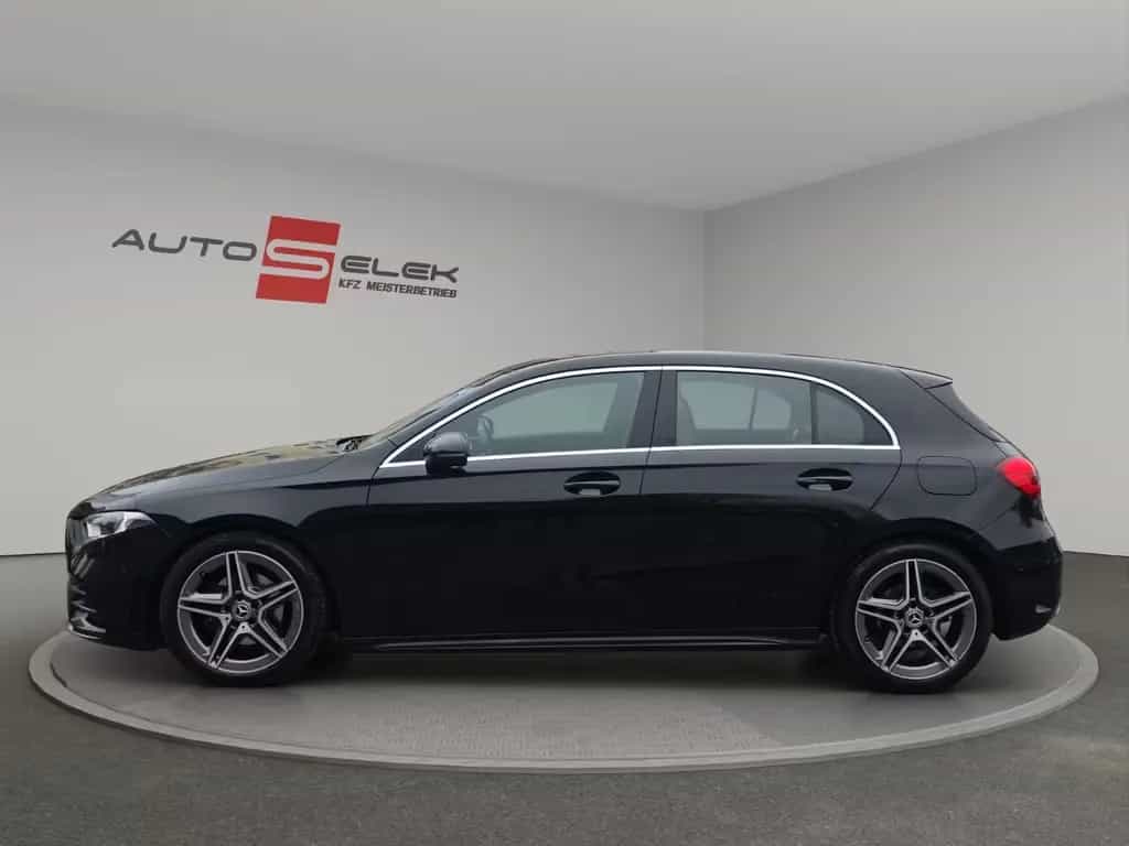 Mercedes-Benz A 180 AMG Line*NIGHT*WIDESCREEN*MBUX* 01/2019-photo-1