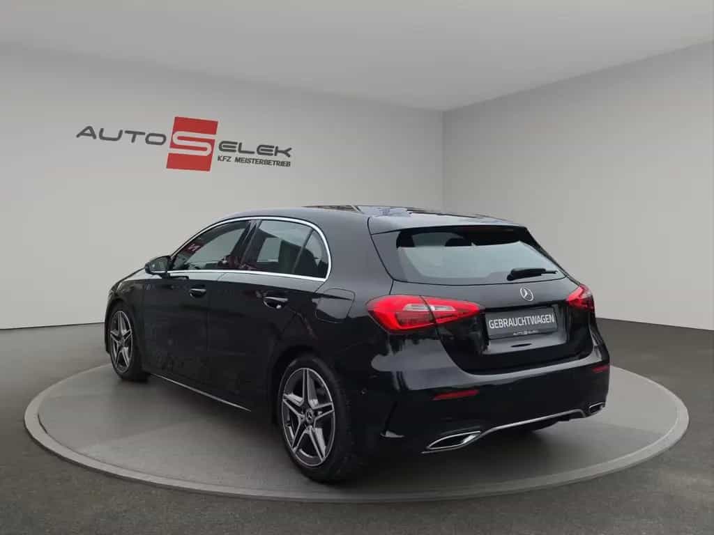Mercedes-Benz A 180 AMG Line*NIGHT*WIDESCREEN*MBUX* 01/2019-photo-2