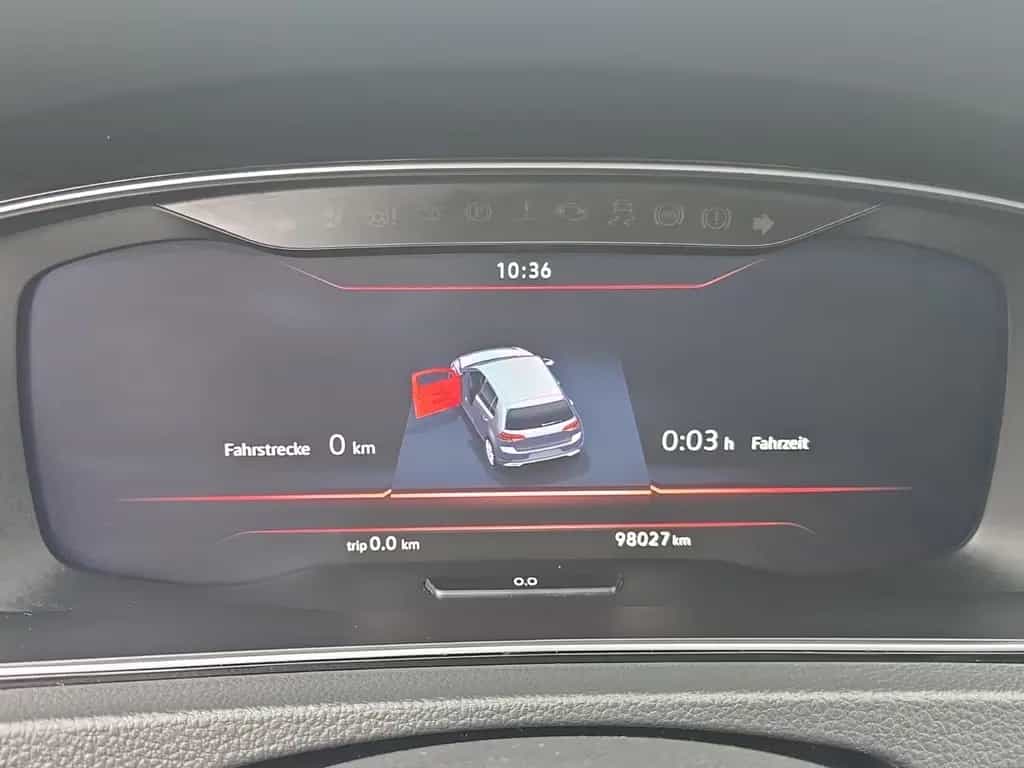 Volkswagen Golf VII GTI PERFORMANCE+LED+DIGITAL TACHO+PDC 04/2018-photo-8