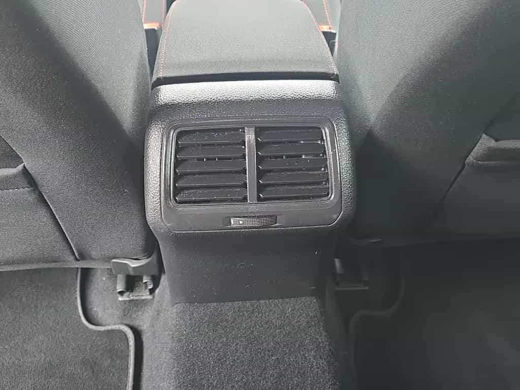 Volkswagen Golf VII GTI PERFORMANCE+LED+DIGITAL TACHO+PDC 04/2018-photo-12