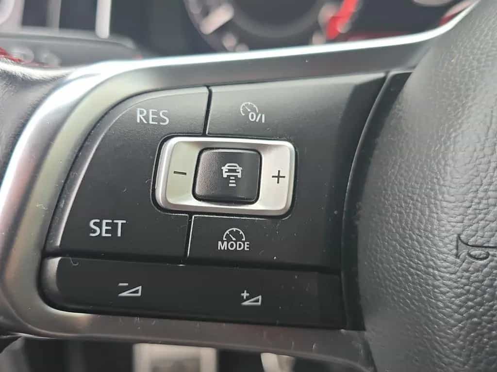 Volkswagen Golf VII GTI PERFORMANCE+LED+DIGITAL TACHO+PDC 04/2018-photo-21
