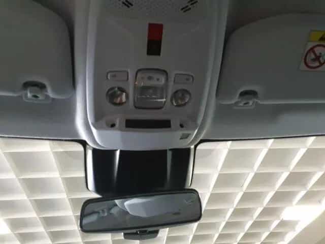 Peugeot 208 Style MHEV 110 +Mirrorscreen+SHZ+EPH+LED+ null-photo-16