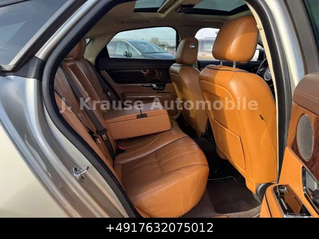 Jaguar XJ 5.0 V8 Portfolio Pano 22Zoll DigiTacho Keyl. 01/2012-photo-11