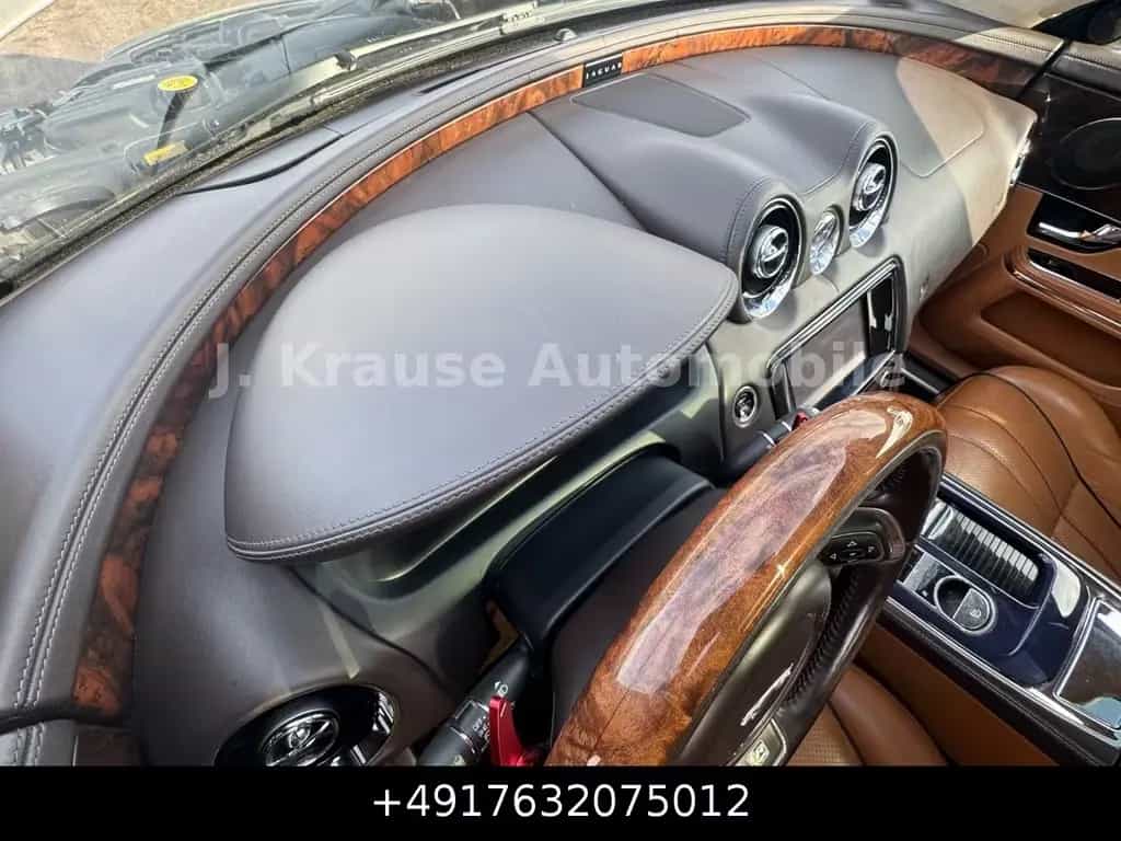 Jaguar XJ 5.0 V8 Portfolio Pano 22Zoll DigiTacho Keyl. 01/2012-photo-29
